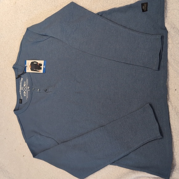 L: Buffalo long sleeve shirt. - Picture 3 of 8